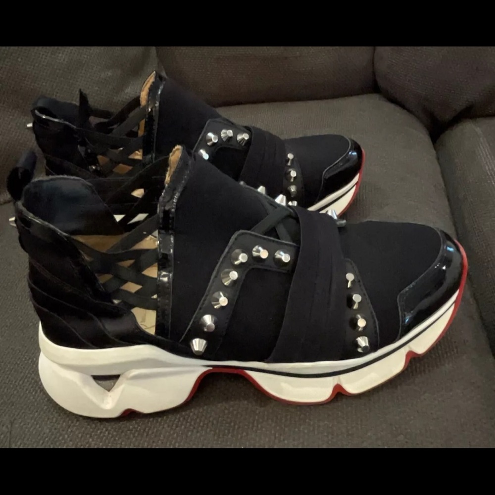 Christian Louboutin 123 Run Black Sneakers size 34.5 - Worn once indoors only!